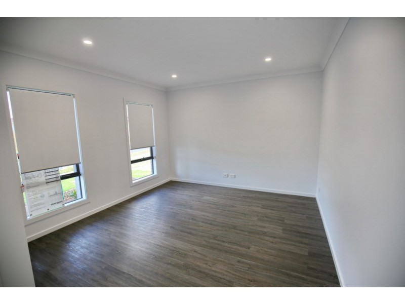 7 Tirrel Street, Yarrabilba QLD 4207