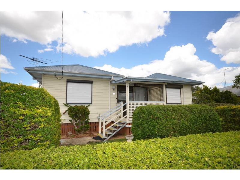 21 Edward Street, Beaudesert QLD 4285