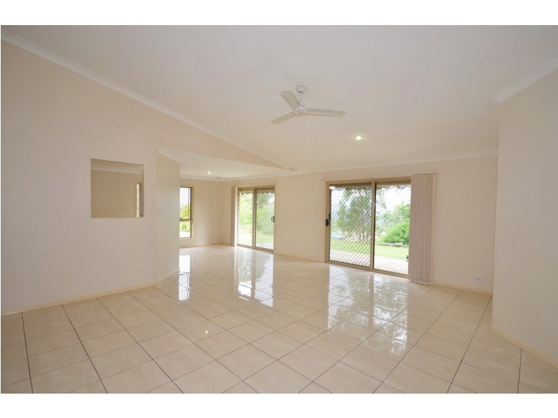 166 Haygarth Drive, Kooralbyn QLD 4285