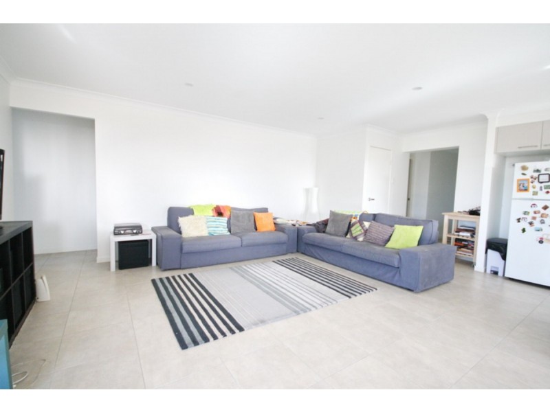 6 Sunstone Court, Logan Reserve QLD 4133