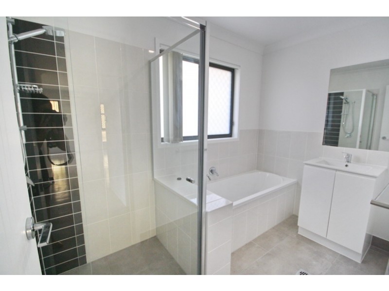 42 Rosewood Circuit, Yarrabilba QLD 4207