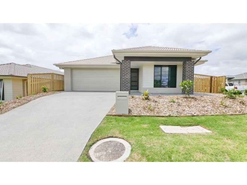 1 Napa Circuit, Holmview QLD 4207