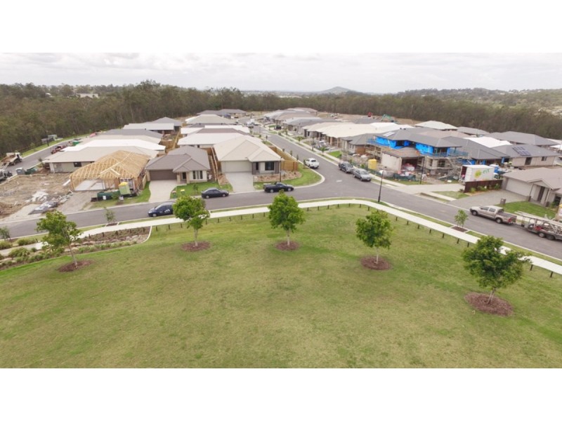 1 Napa Circuit, Holmview QLD 4207