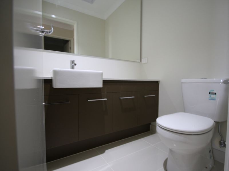 27 Summerview Avenue, Yarrabilba QLD 4207