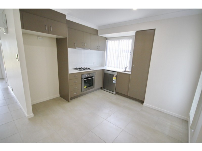 2/12 Lockyer Place, Crestmead QLD 4132