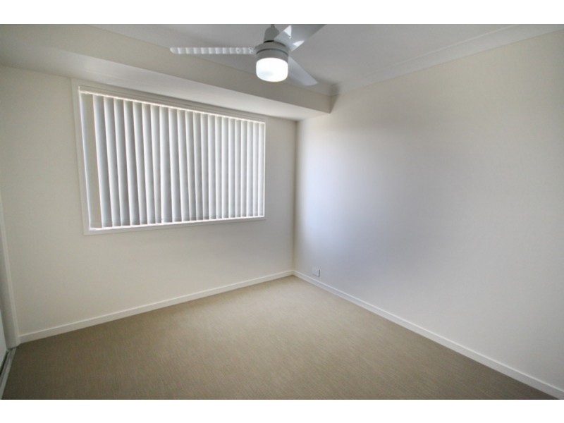 2/12 Lockyer Place, Crestmead QLD 4132