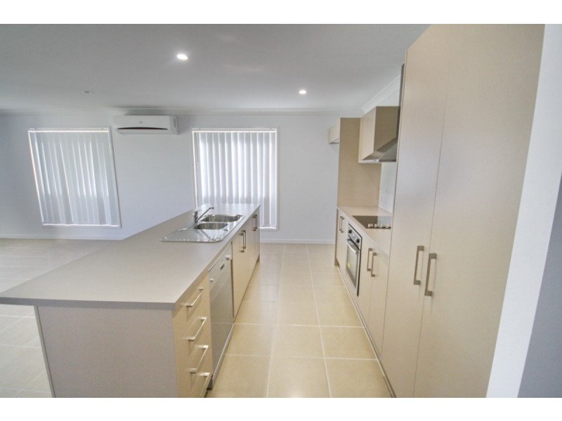 2 Coolridge Circuit, Yarrabilba QLD 4207