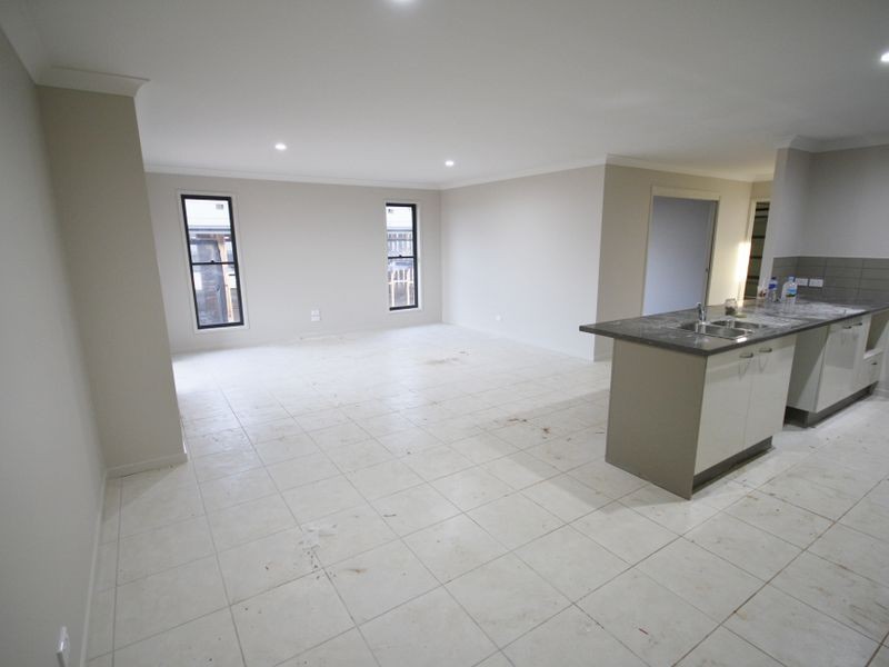 61 Treeline Circuit, Yarrabilba QLD 4207