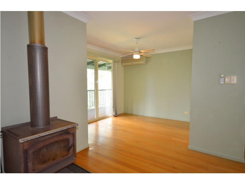 29 Smales Close, Kooralbyn QLD 4285