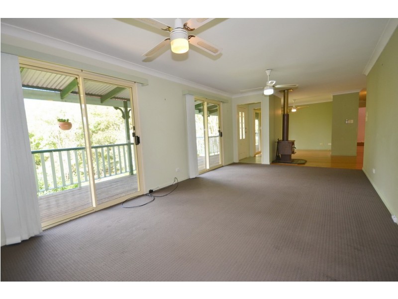 29 Smales Close, Kooralbyn QLD 4285