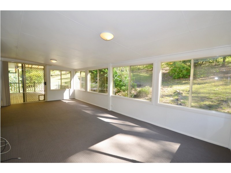 29 Smales Close, Kooralbyn QLD 4285