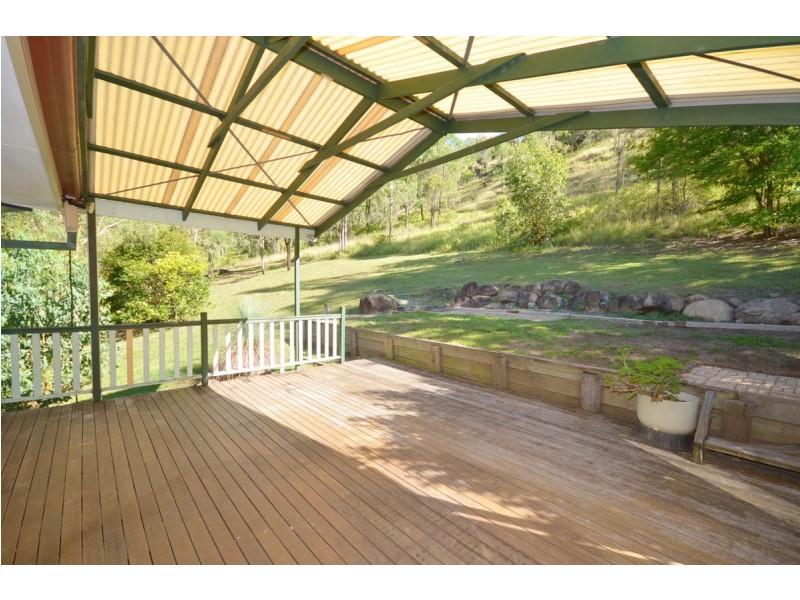 29 Smales Close, Kooralbyn QLD 4285