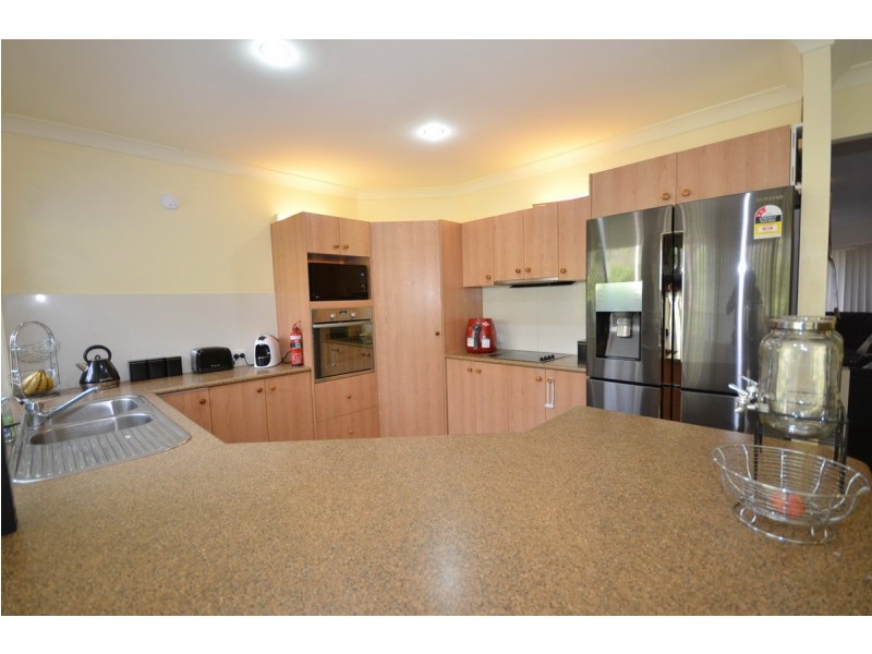 42-46 Hinchcliffe Drive, Kooralbyn QLD 4285