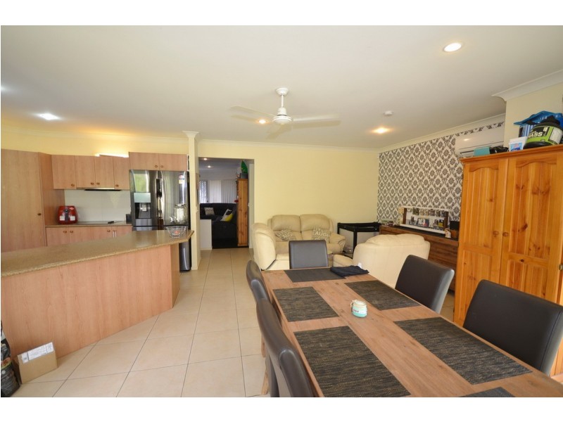 42-46 Hinchcliffe Drive, Kooralbyn QLD 4285