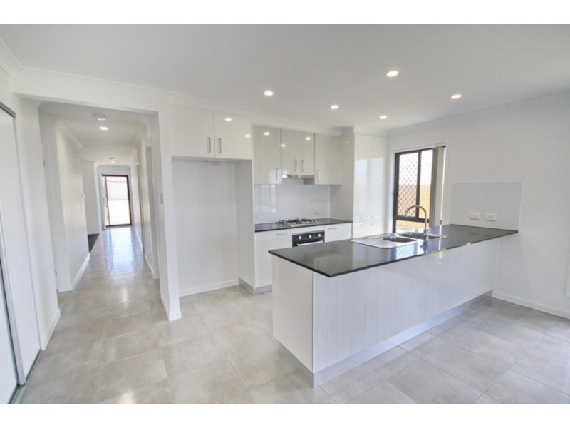 14 Buxton Avenue, Yarrabilba QLD 4207