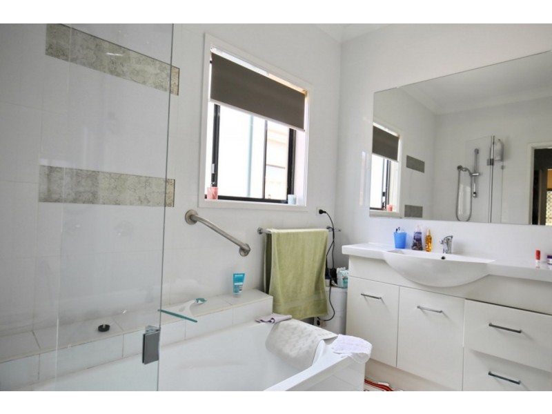 14/42 Quinzeh Creek Road, Logan Village QLD 4207