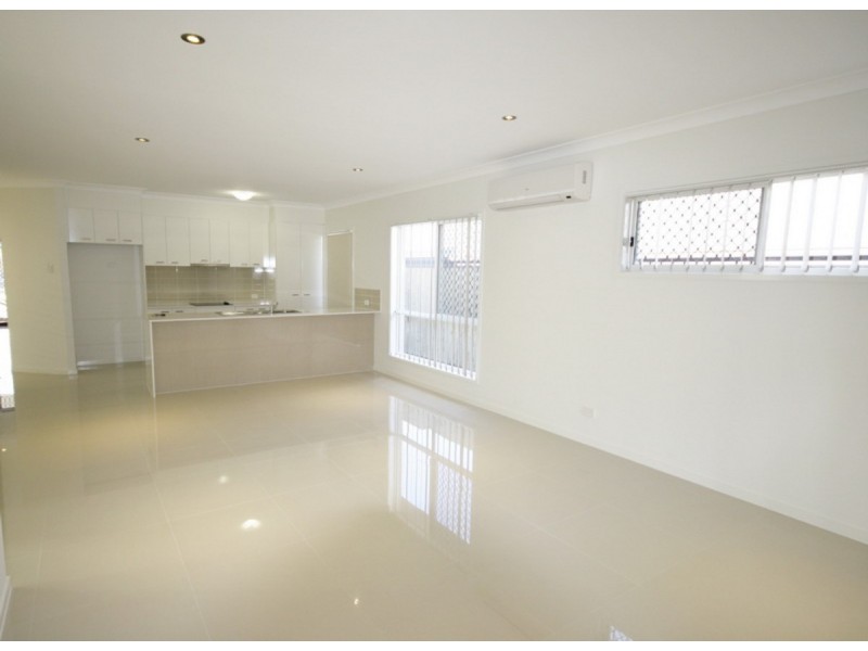 11 Tallwoods Circuit, Yarrabilba QLD 4207