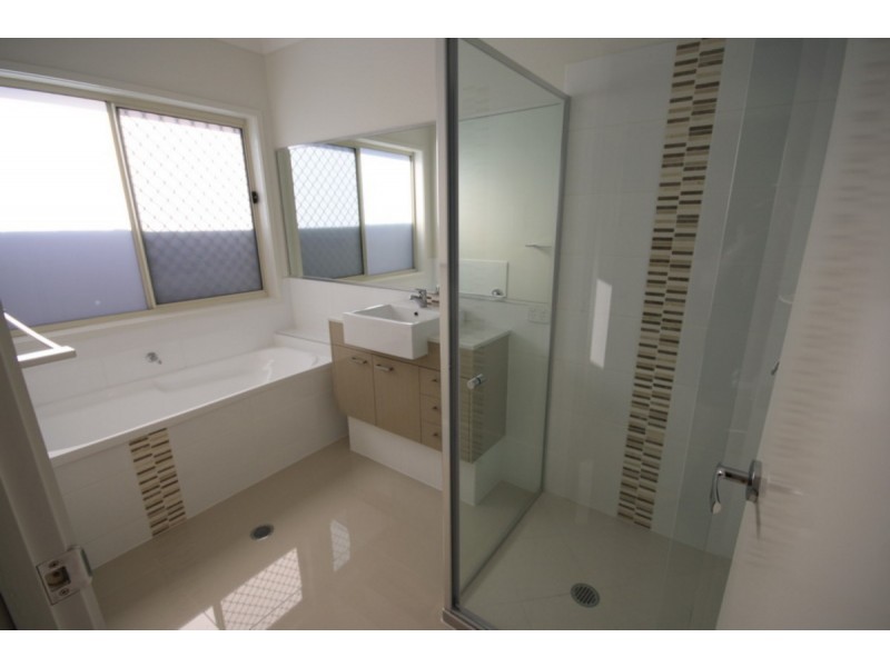 11 Tallwoods Circuit, Yarrabilba QLD 4207