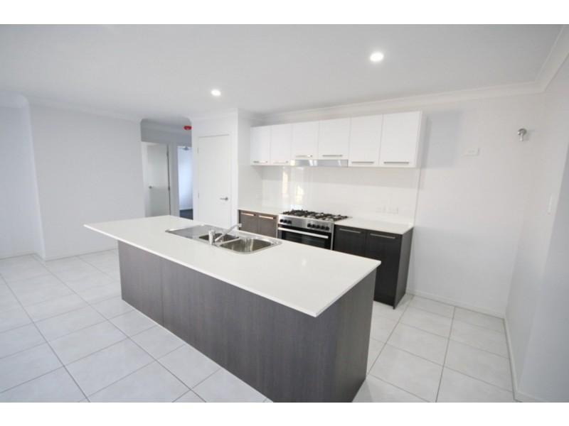 203 Darlington Drive, Yarrabilba QLD 4207