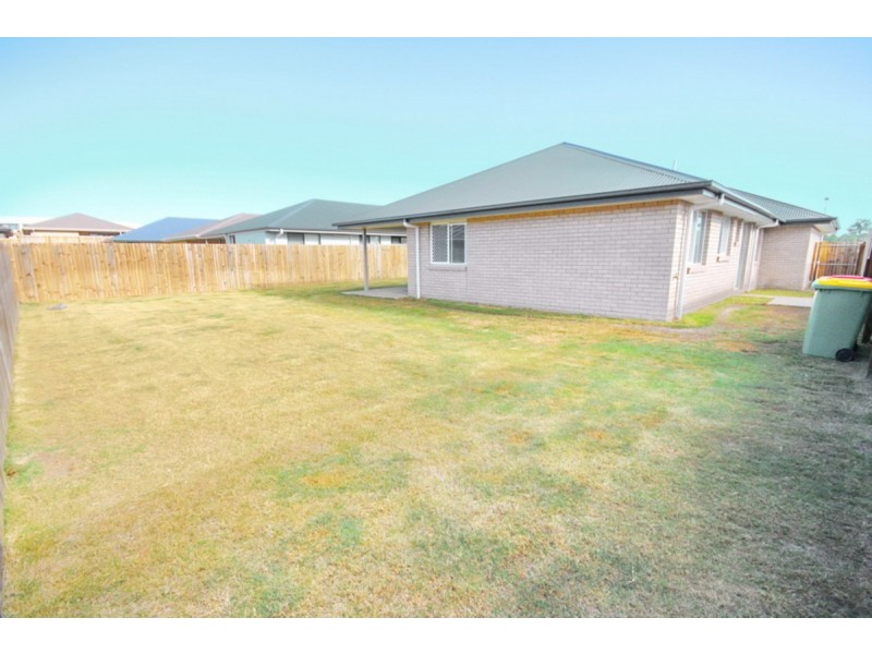 27 Treeline Circuit, Yarrabilba QLD 4207