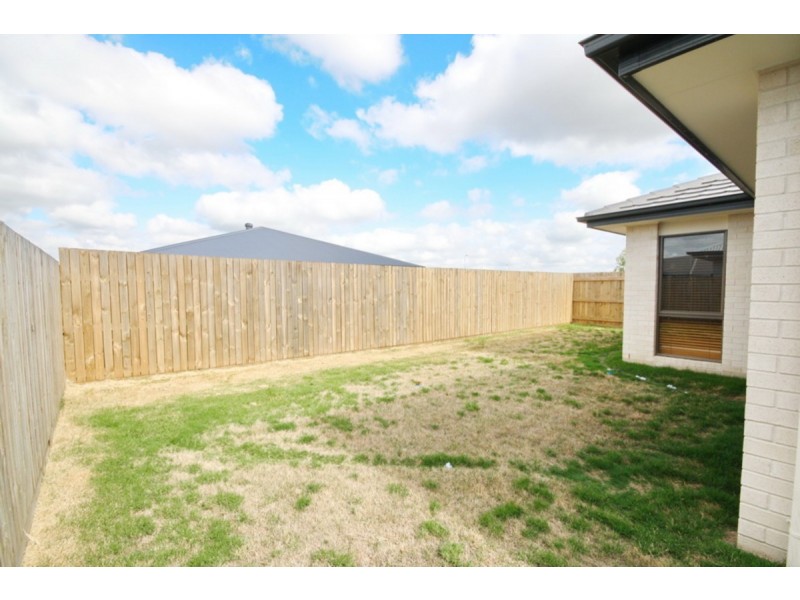 5 Latham Street, Yarrabilba QLD 4207