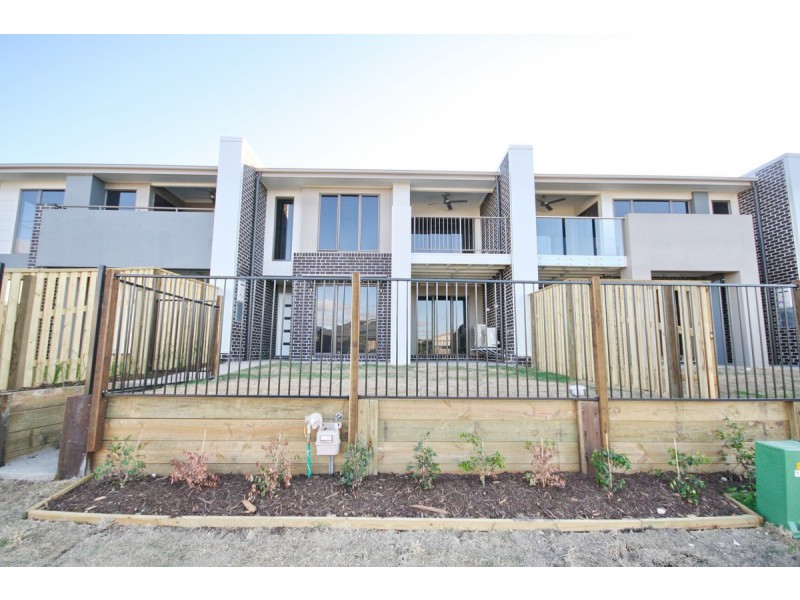 6 Daniels Lane, Yarrabilba QLD 4207