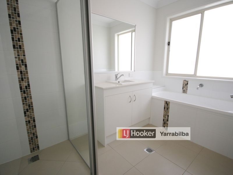 35 Songbird Circuit, Jimboomba QLD 4280