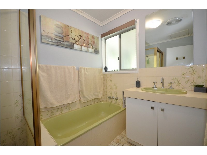 120 Boomarang Drive, Kooralbyn QLD 4285