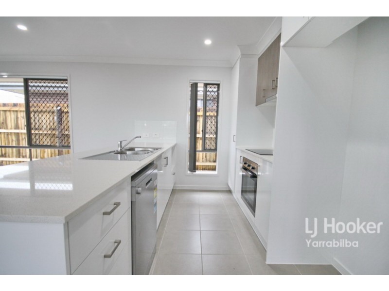 8 Splendour Circuit, Yarrabilba QLD 4207