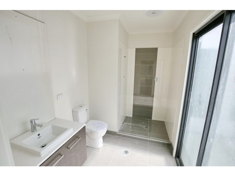 2 Tempera Place, Yarrabilba QLD 4207