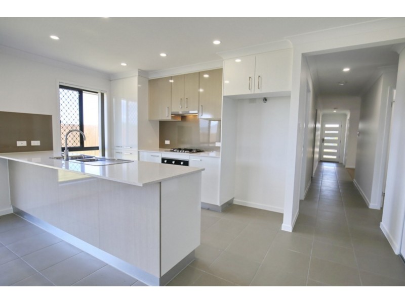 104 Darnell Street, Yarrabilba QLD 4207