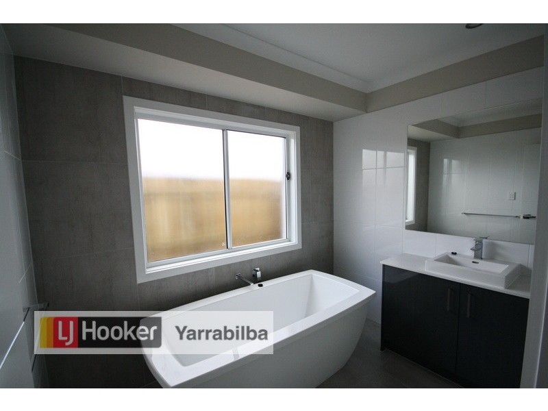 29 Pinehill Street, Yarrabilba QLD 4207