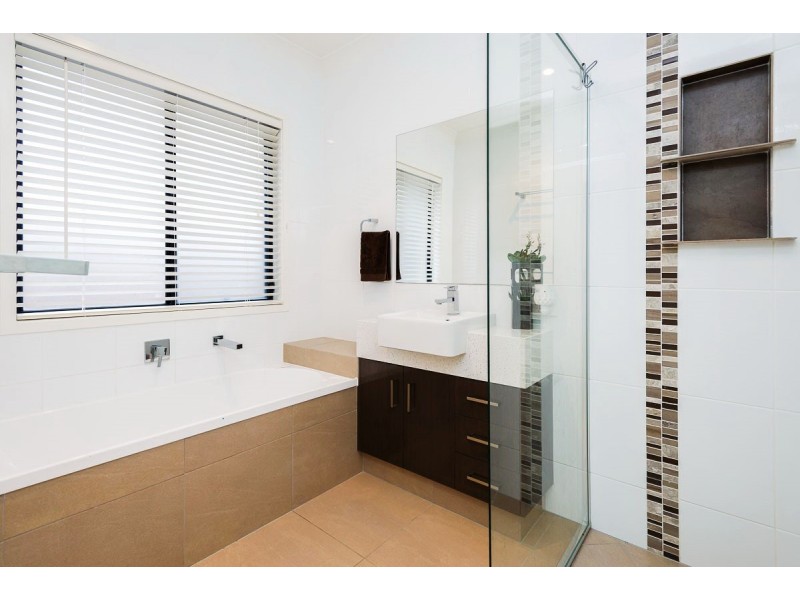 3 Treeline Circuit, Yarrabilba QLD 4207