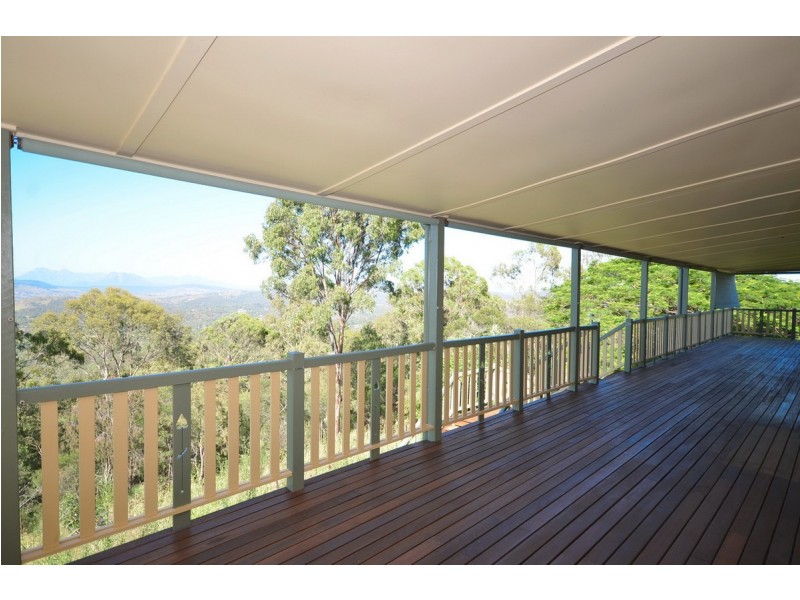 195 Haygarth Drive, Kooralbyn QLD 4285