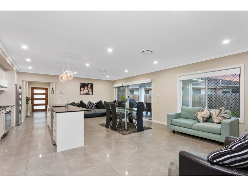 16 Bright Street, Yarrabilba QLD 4207