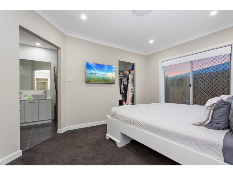 16 Bright Street, Yarrabilba QLD 4207