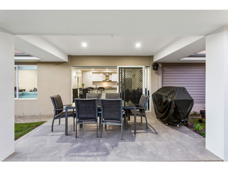 16 Bright Street, Yarrabilba QLD 4207