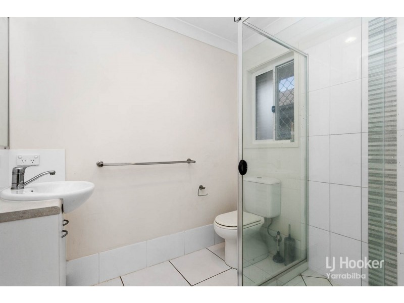 6 Babich Court, Holmview QLD 4207