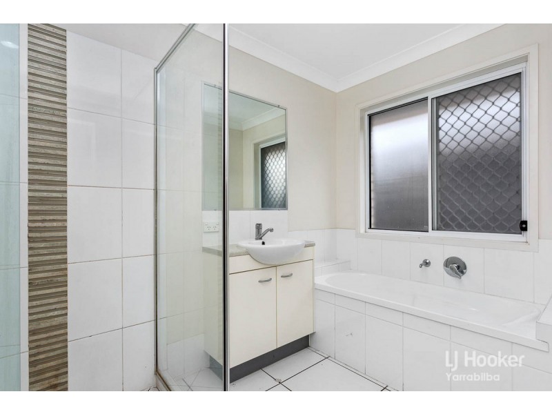 6 Babich Court, Holmview QLD 4207