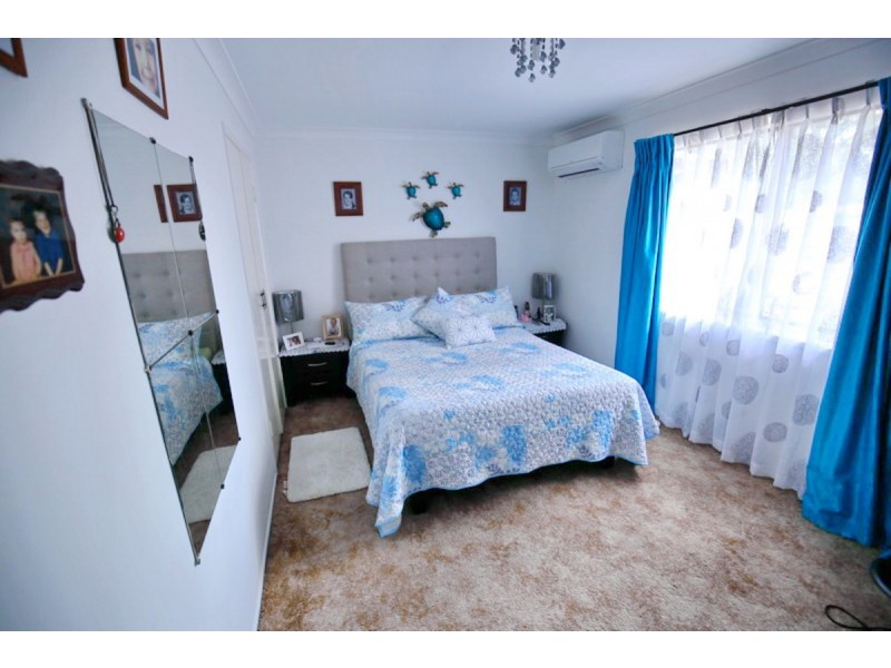 12 Meranti Street, Crestmead QLD 4132