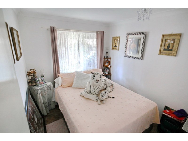 12 Meranti Street, Crestmead QLD 4132