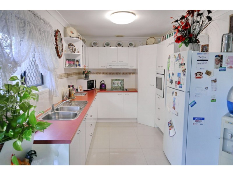 12 Meranti Street, Crestmead QLD 4132