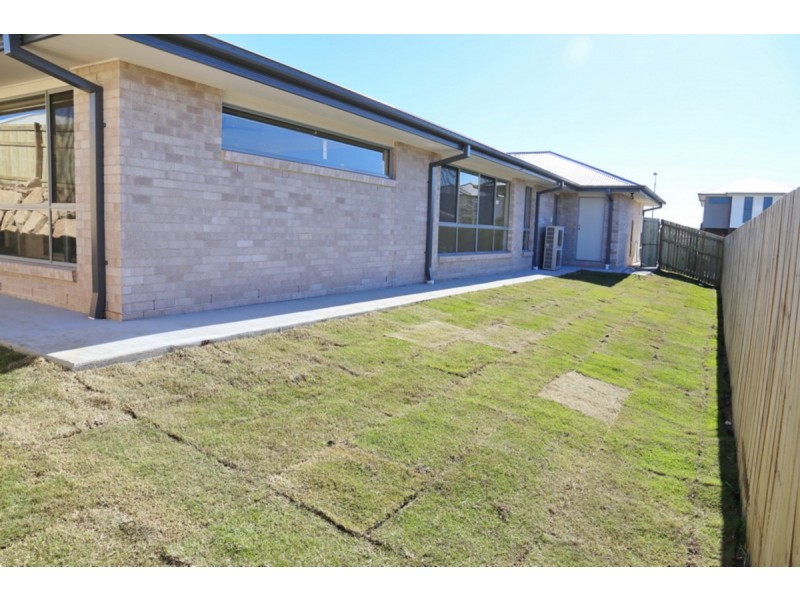 13 Strata Circuit, Yarrabilba QLD 4207