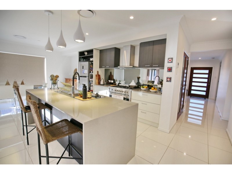 67 Summerview Avenue, Yarrabilba QLD 4207