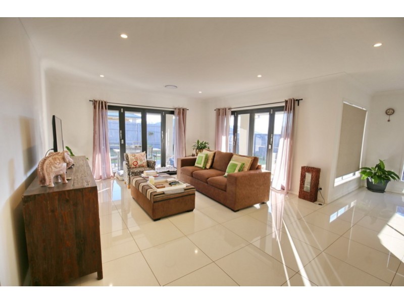 67 Summerview Avenue, Yarrabilba QLD 4207