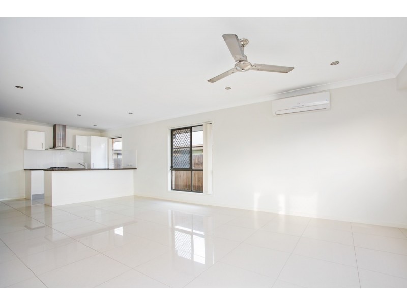 39 Pinehill Street, Yarrabilba QLD 4207