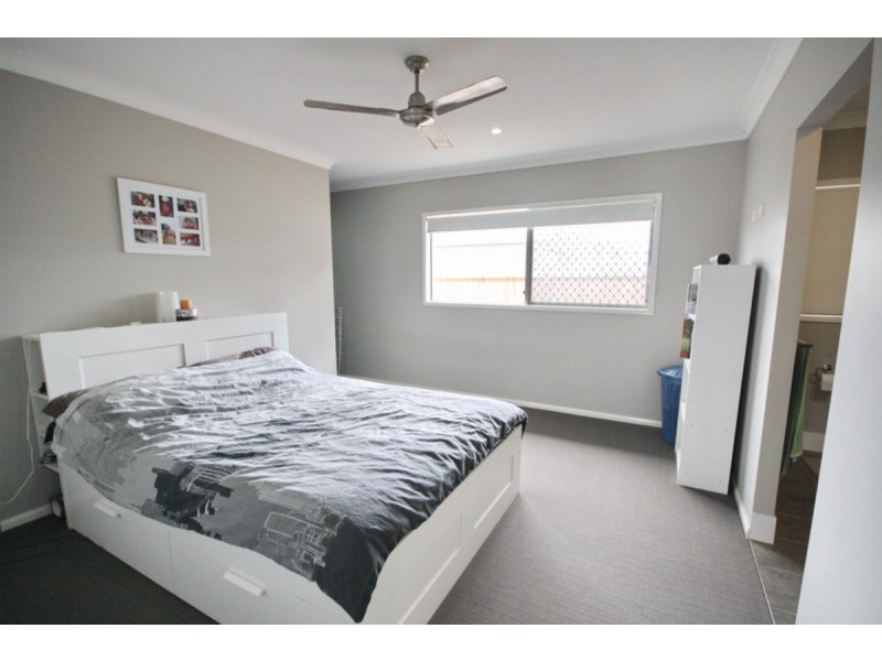 33 Seawest Street, Yarrabilba QLD 4207