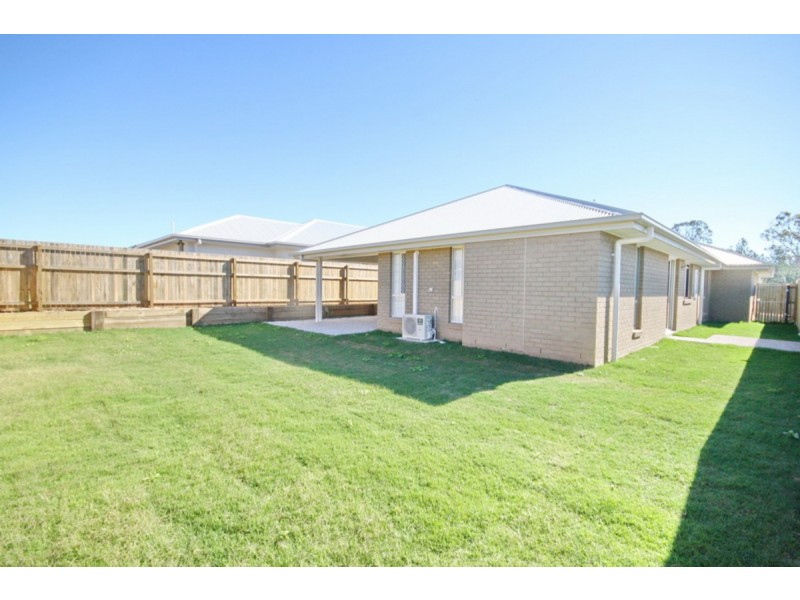 69 Daybreak Street, Yarrabilba QLD 4207