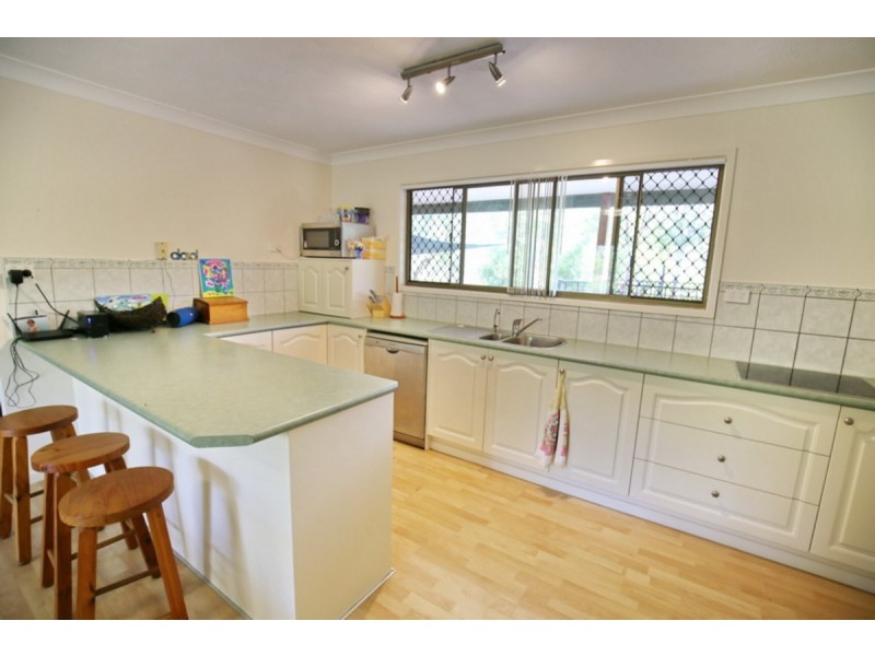 154 Greensward Road, Tamborine QLD 4270
