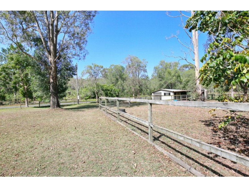 154 Greensward Road, Tamborine QLD 4270